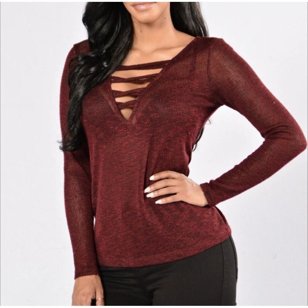 Fashion Nova Caught in a Crossfire Sweater  Burgundy Size M‎ Medium